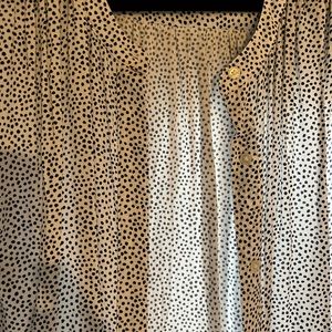 Banana Republic - long sleeve button up blouse. Size large.